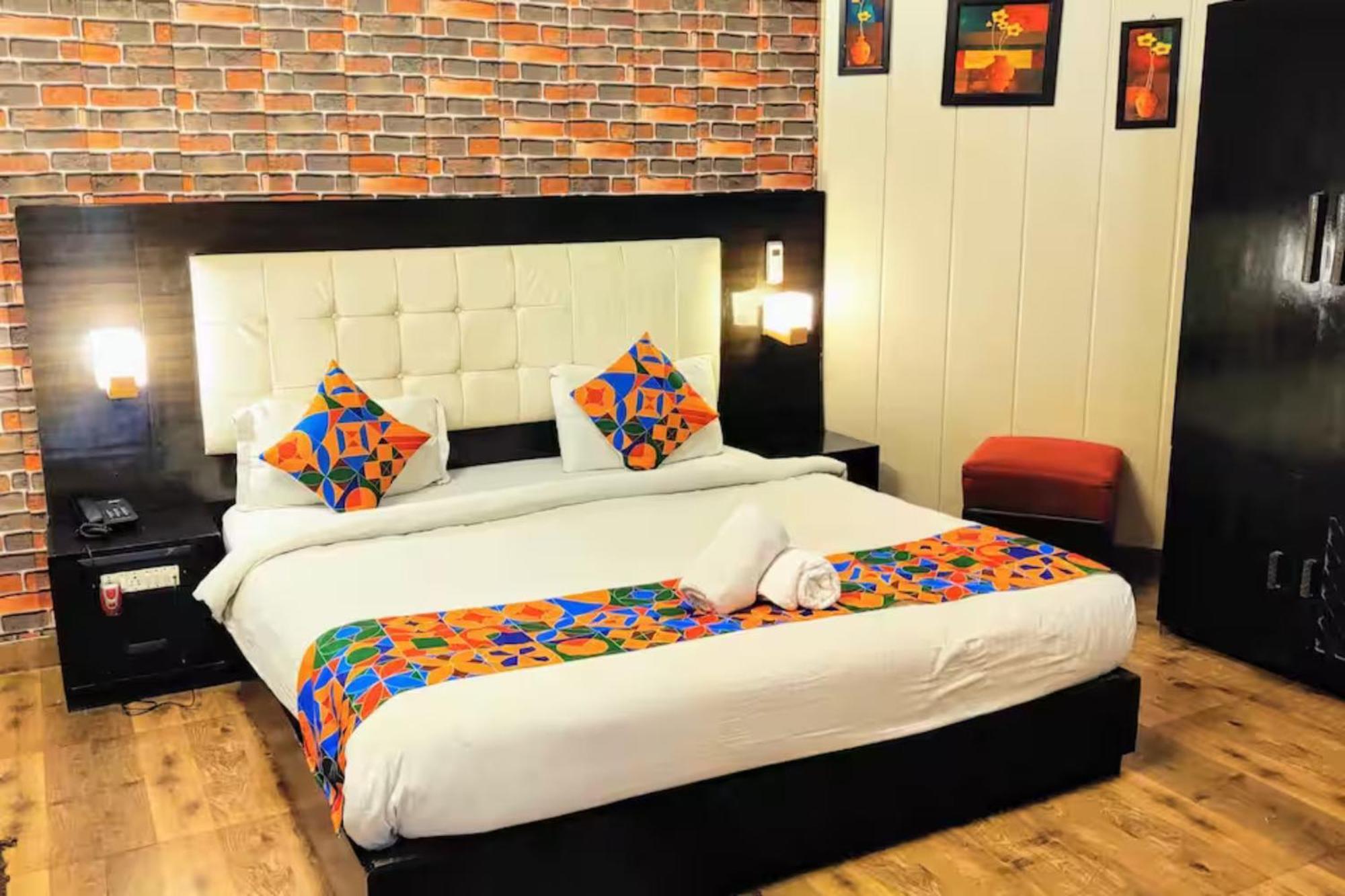 Heritage Hotel Lucknow Ngoại thất bức ảnh
