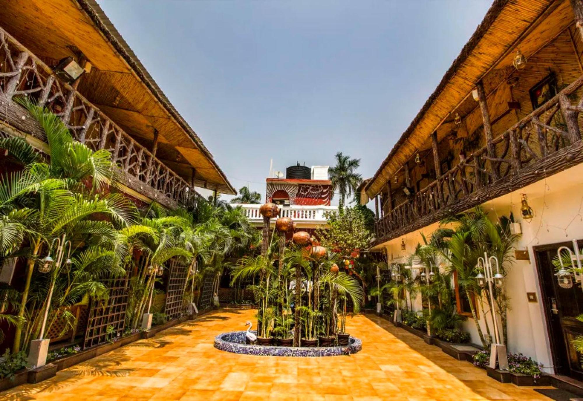Heritage Hotel Lucknow Ngoại thất bức ảnh