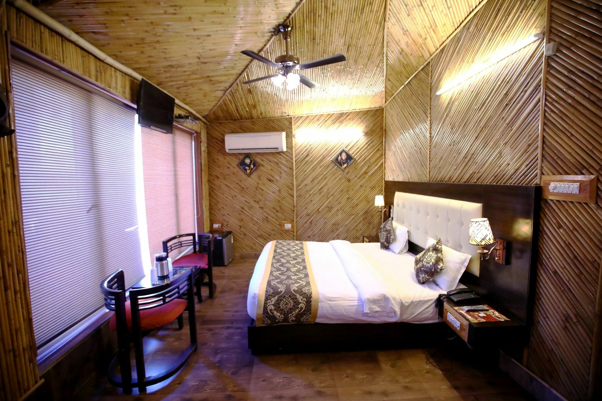 Heritage Hotel Lucknow Ngoại thất bức ảnh