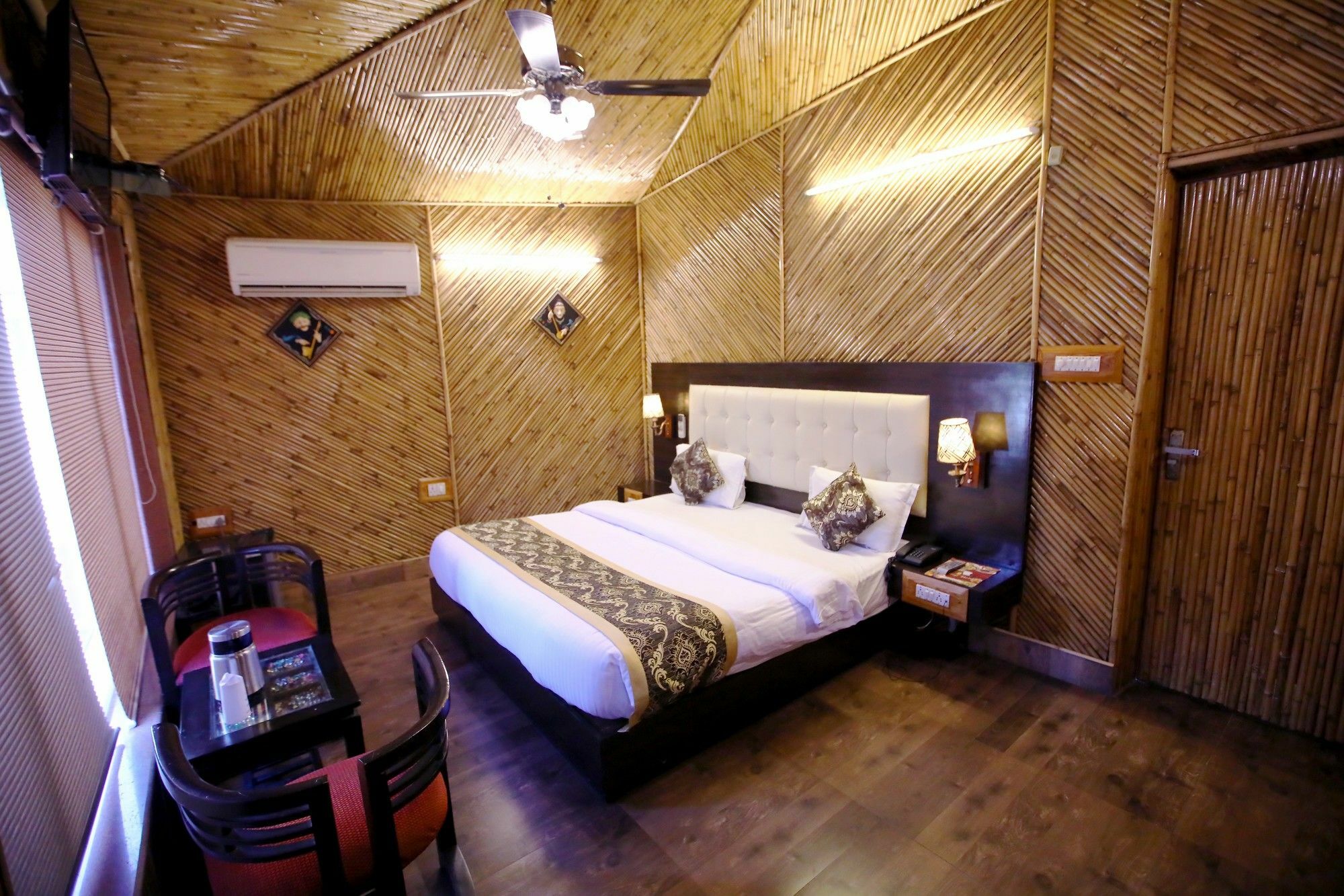 Heritage Hotel Lucknow Ngoại thất bức ảnh