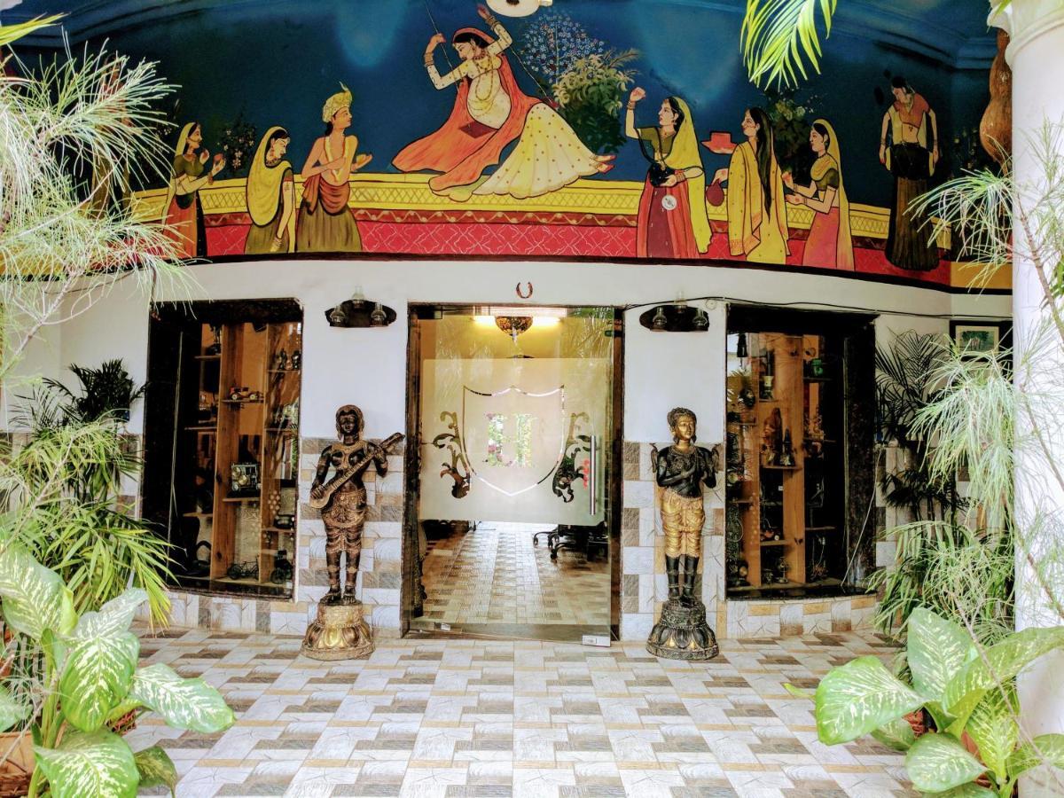 Heritage Hotel Lucknow Ngoại thất bức ảnh